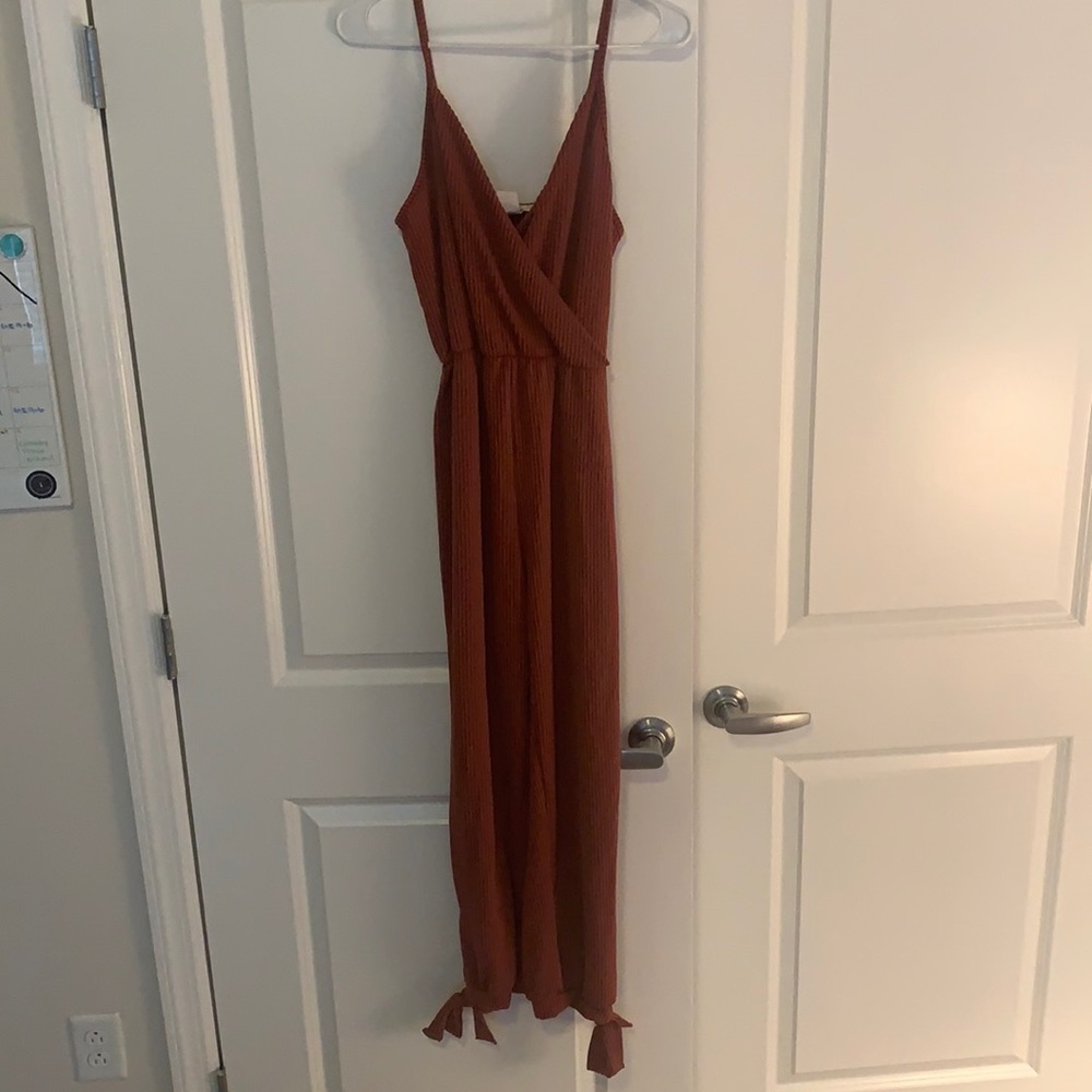 Large, pink ribbed jumpsuit